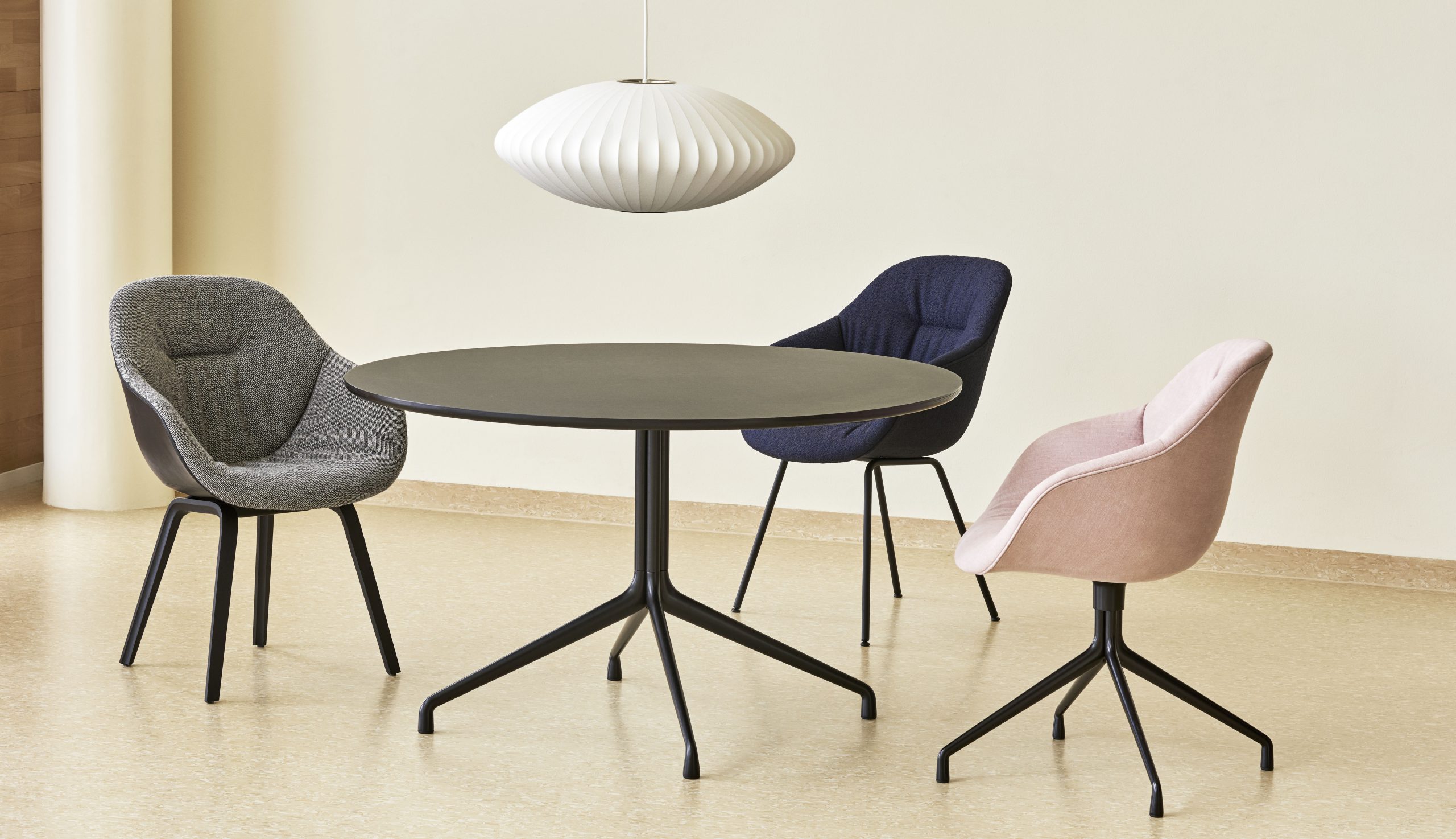 https://design.novoambiente.com/wp-content/uploads/2020/12/Cadeira-About-A-Chair-121-Soft_11-scaled.jpg