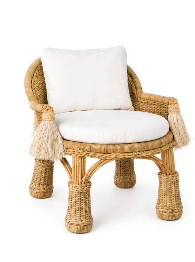 Lis Armchair